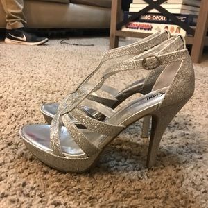 Silver glitter heels size 6.5